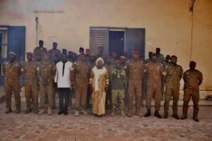 FB_IMG_1765613151950-300x200 Burkina - Institut de l’Enseignement Militaire Supérieur / Tiéfo Amoro : Immersion dans le Guiriko