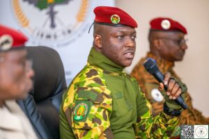 WhatsApp-Image-2025-12-15-at-20.15.16-300x200 LE CAPITAINE IBRAHIM TRAORE À L’INSTITUT DE L'ENSEIGNEMENT MILITAIRE SUPÉRIEUR TIEFO-AMORO